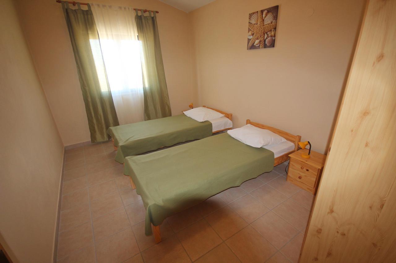 Apartments Njaco Ražanac المظهر الخارجي الصورة