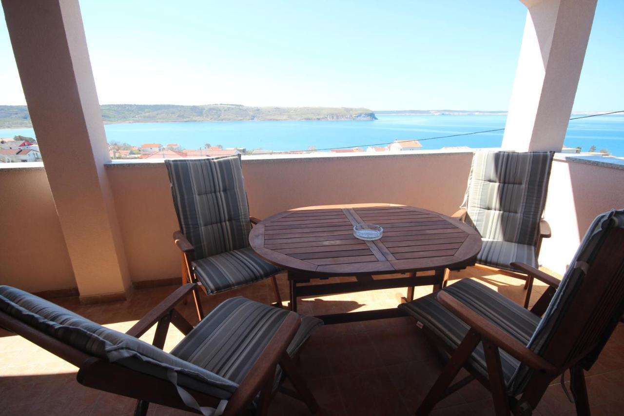 Apartments Njaco Ražanac الغرفة الصورة